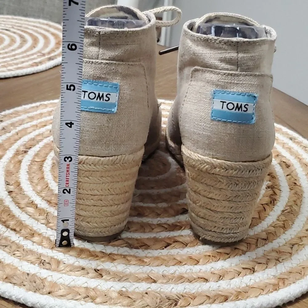 TOMS Tan Canvas Espadrille Wedges, Size 8.5